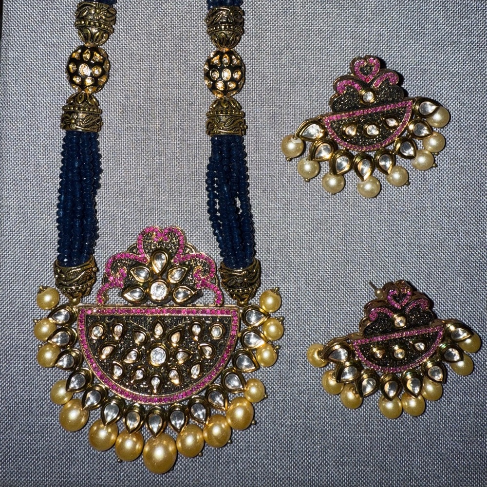 Gold and Blue Necklace Set with Pink Accents